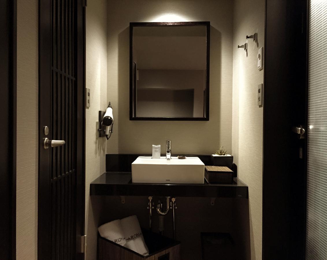 Готель Aroma+ (Adults Only) Токіо Екстер'єр фото